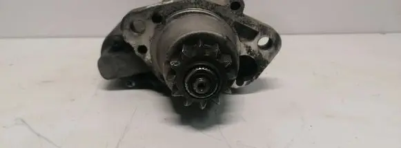 Nissan X-Trail T30 Starter motor RE1118H2 402701162