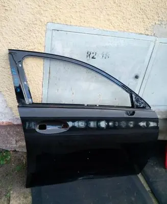 Mercedes-Benz A W177 Front door NE69658