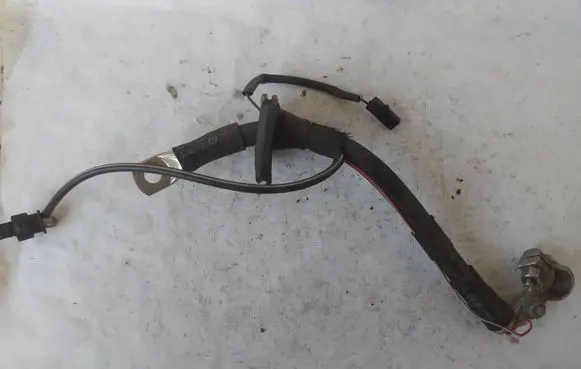 Volkswagen Touareg II Positive cable (battery) 7P6971225B
