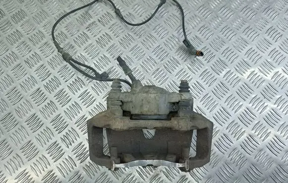 Mercedes-Benz E W212 Front brake caliper 4823B A2125404605