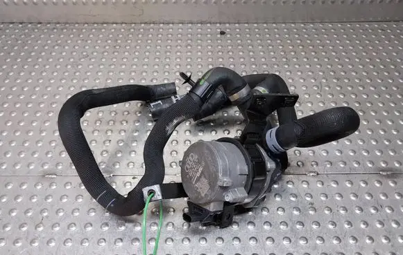Audi A8 S8 D4 4H Water pump S27705533 8K0965567B
