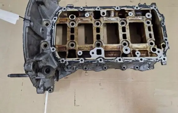 Citroen DS3 Engine block V757899480
