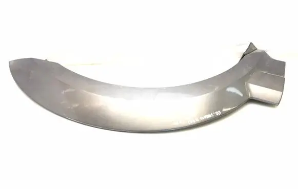 KIA Sorento Front arch trim 877213E001