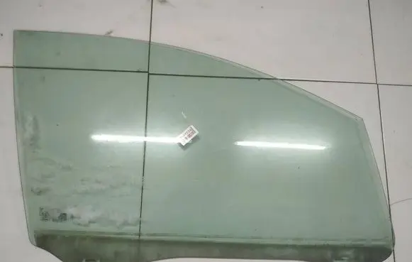 Ford Focus C-MAX Front door window glass four-door AS2