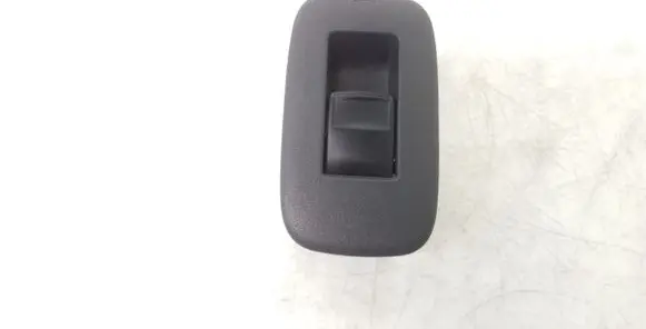 Toyota Auris 150 Electric window control switch