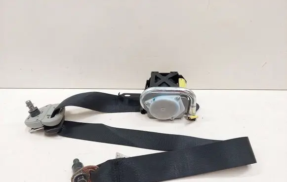 Mitsubishi i-MiEV Front seatbelt TKAH2N726 E40540012 C9684N