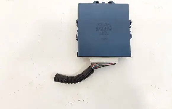Toyota Corolla Verso AR10 Combustion control unit/module 896180F020