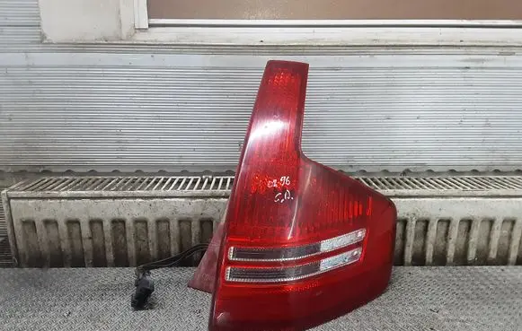 Rear/tail lights