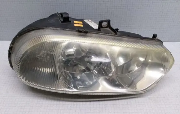 Alfa Romeo 156 Headlight/headlamp 38421748 38420381