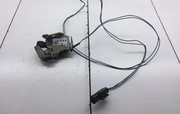Mercedes-Benz Vito Viano W447 Rear door lock A6397400635008 A6397400635