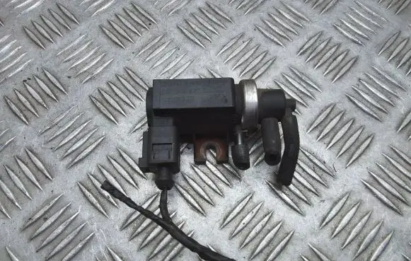 Volkswagen Multivan T5 Turbo solenoid valve 1J0906627C 722903 72290303