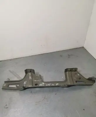 Subaru Forester SJ Fender mounting bracket