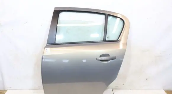 Opel Corsa D Rear door