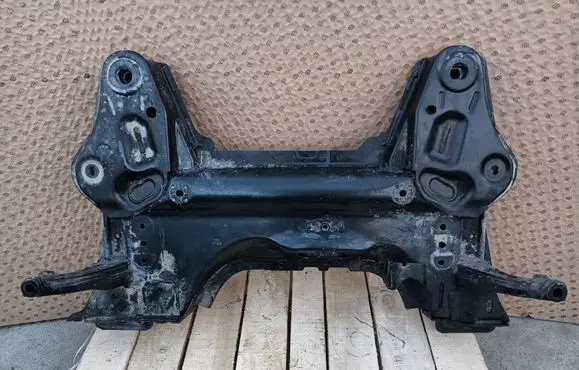 Peugeot 208 Front subframe 9841458080