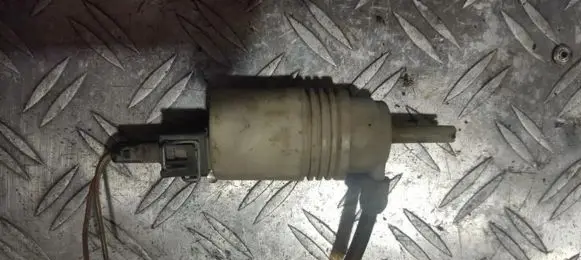 Seat Cordoba (6K) Windscreen/windshield washer pump 1h5955651