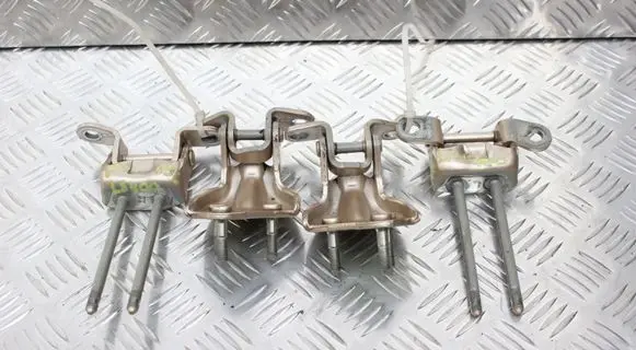 Lexus LS 400 Loading door hinge set 