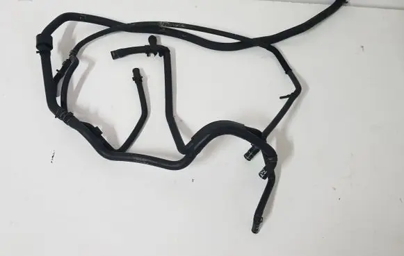 Audi Q7 4L Engine coolant pipe/hose 7L8122096A KA4116746