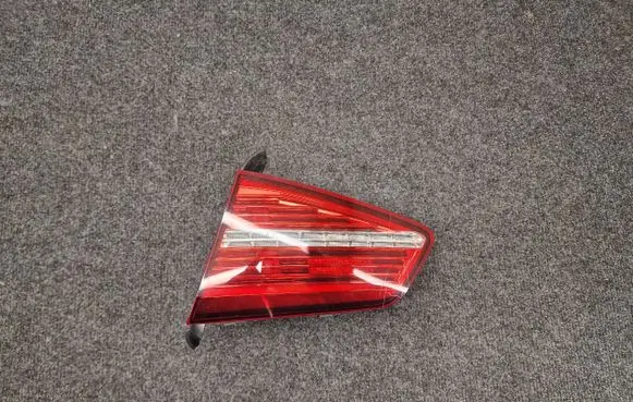 Volkswagen PASSAT B8 Tailgate rear/tail lights 3G5945308J