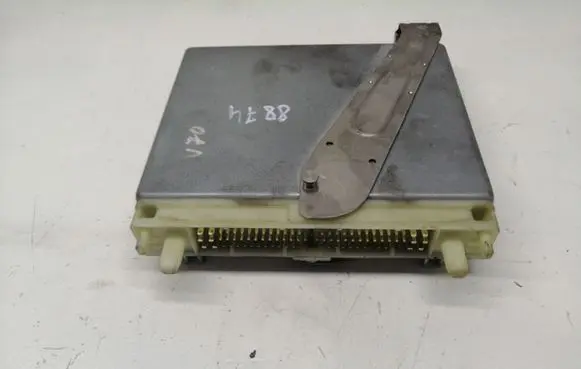 Volvo S70 V70 V70 XC Engine control unit/module 0281001802 17480274 87111