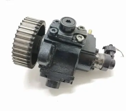 Opel Astra H Fuel injection high pressure pump 0055193731 0445010097 0335363
