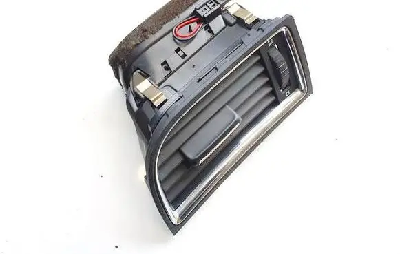 Skoda Superb B6 (3T) Dashboard side air vent grill/cover trim 3T0819701