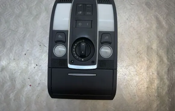 Audi Q7 4L Front seat light 4L0947135M