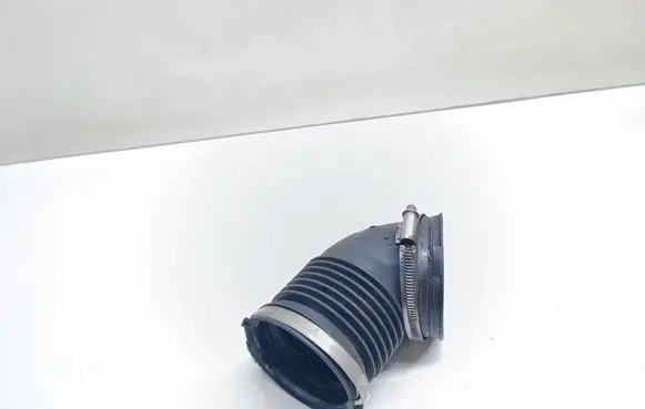 BMW 3 E90 E91 Air intake hose/pipe 7532755 13717532755