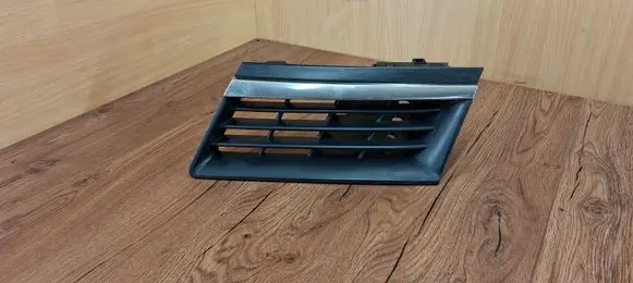 Renault Vel Satis Front bumper upper radiator grill 8200408716