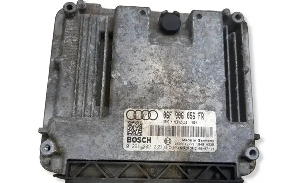 Skoda Octavia Mk2 (1Z) Engine control unit/module 06F906056FR 1039S17775 0261S02239