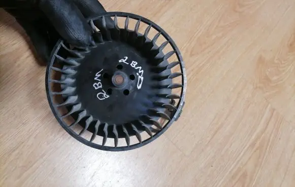 Renault Espace III Heater fan/blower 0130063507