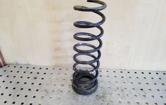 Mazda 3 II Rear coil spring