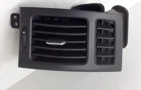 Hyundai ix 55 Dashboard side air vent grill/cover trim