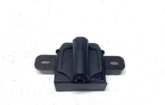 Volvo S60 Engine bonnet/hood lock/catch 31218878