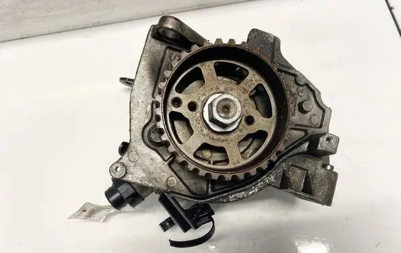 Ford Focus Fuel injection high pressure pump 0445010102 9656300480