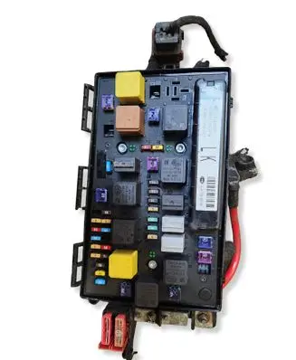 Opel Zafira C Fuse box set 5DK00946440 13268301M