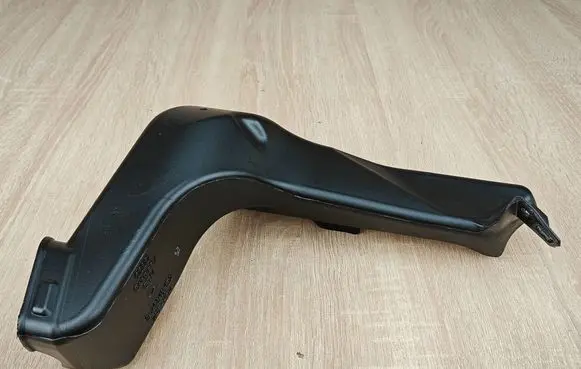 Audi A4 S4 B9 Cabin air duct channel 8W1819152