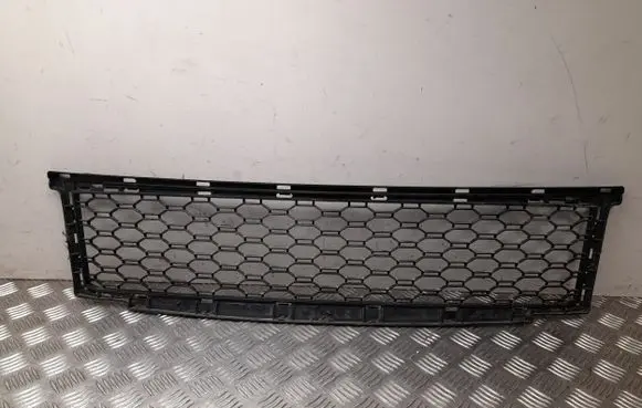 BMW X2 F39 Front grill 8069689
