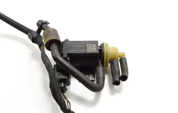Volkswagen PASSAT B8 Turbo solenoid valve 1K0906627B 12122 4011464A