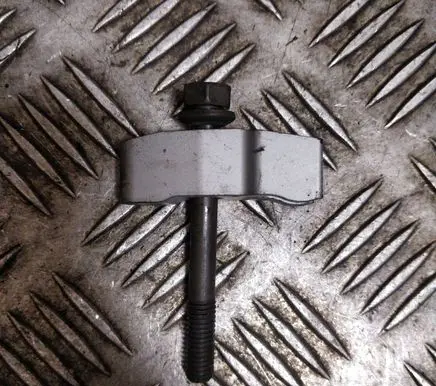 Hyundai Kona I Fuel Injector clamp holder