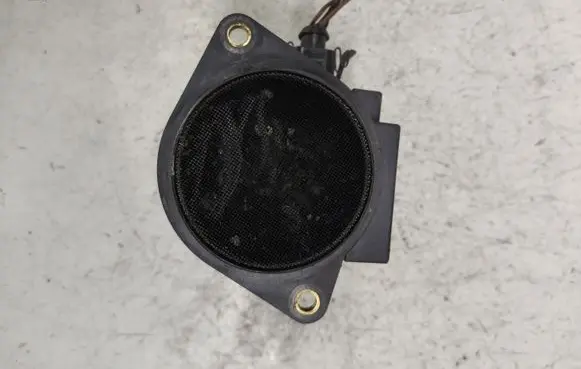 Volkswagen PASSAT B4 Mass air flow meter 074906461 71822101