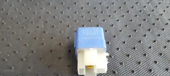 Nissan Almera Other relay 2523079981 19605080940