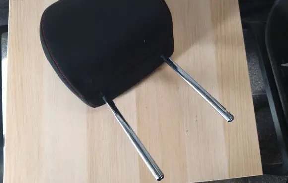 Seat Ibiza IV (6J,6P) Front seat headrest 