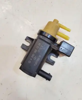 Mercedes-Benz C W205 Turbo solenoid valve 0101531328