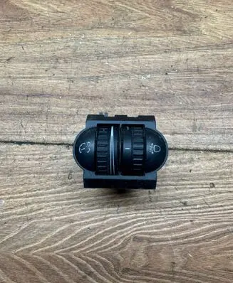 Volkswagen Golf V Headlight level height control switch 1K0941333