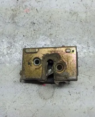 Volkswagen PASSAT B4 Rear door lock
