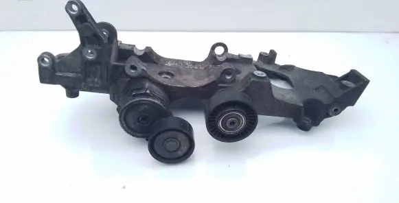 Mitsubishi Outlander Generator/alternator bracket 9661297180