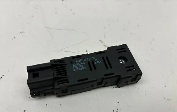 Mercedes-Benz S AMG W222 Aerial antenna filter A2229820004