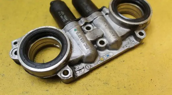 Audi A6 S6 C5 4B Camshaft vanos timing valve 