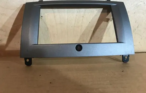 Peugeot 407 Radio/GPS head unit trim 9644559677