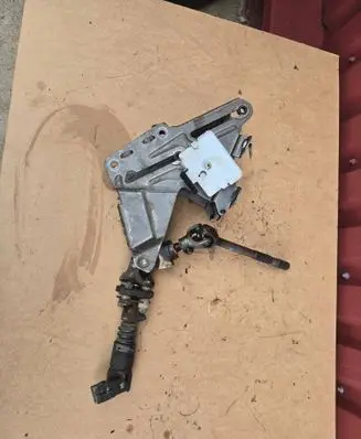 Volvo S70 V70 V70 XC Steering column universal joint 9209876